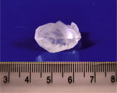 Bulk size of α-Glycine crystal.